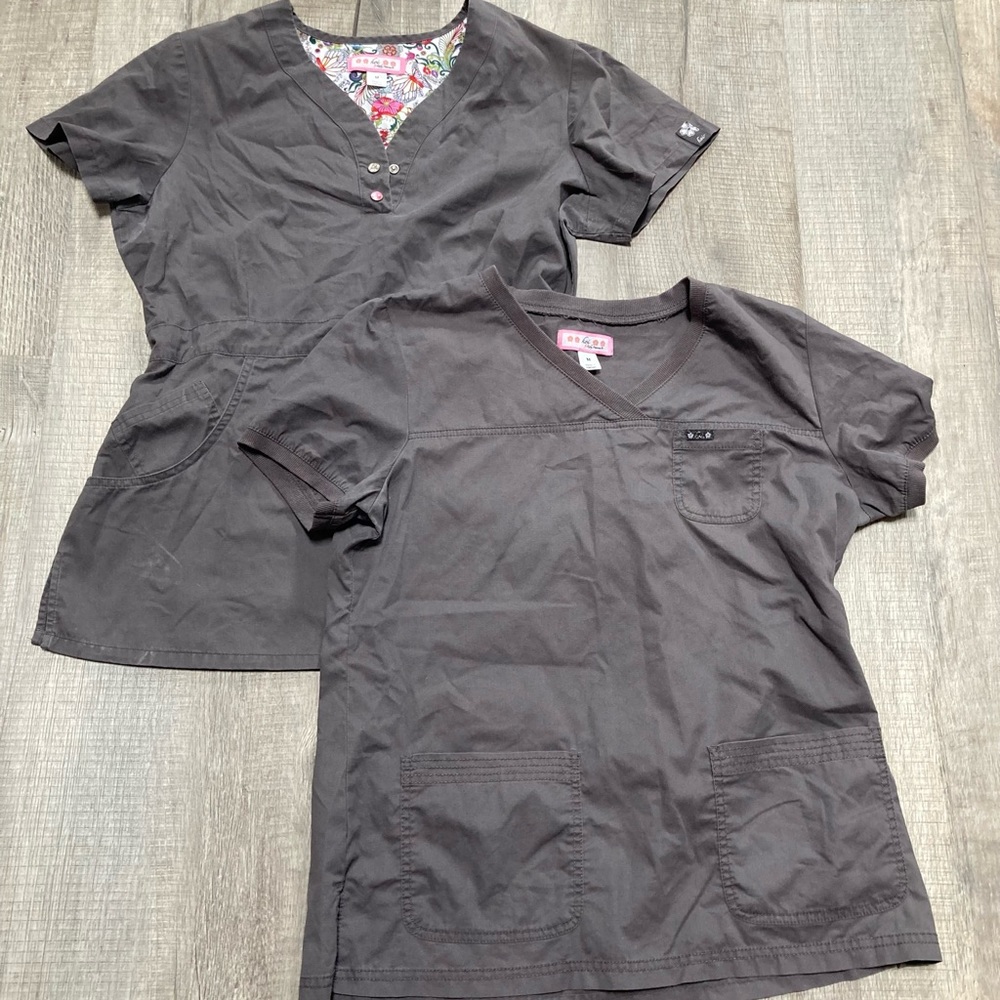 2 Koi grey scrub tops
